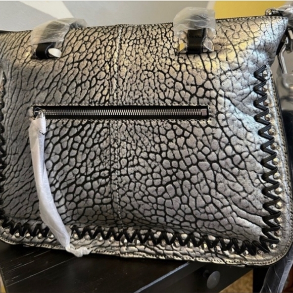 orYANY Silver/Black Embossed Leather Suede Crossbody/Shoulder Bag NWT & Dustbag - Picture 3 of 9